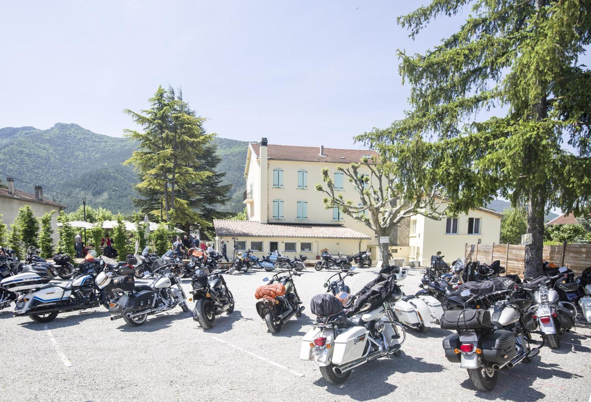 Logis Hotel & Restaurant Le Carnot Die Kültér fotó